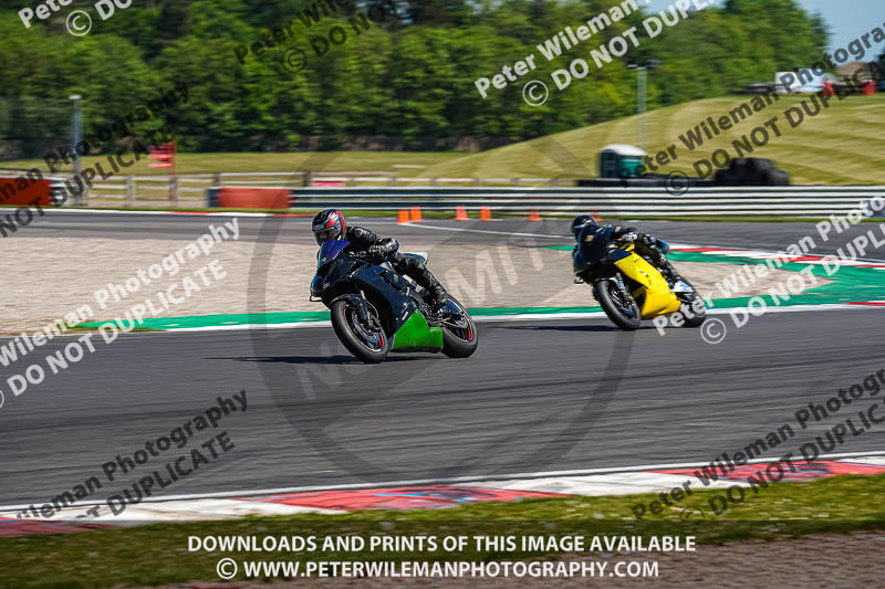 donington no limits trackday;donington park photographs;donington trackday photographs;no limits trackdays;peter wileman photography;trackday digital images;trackday photos